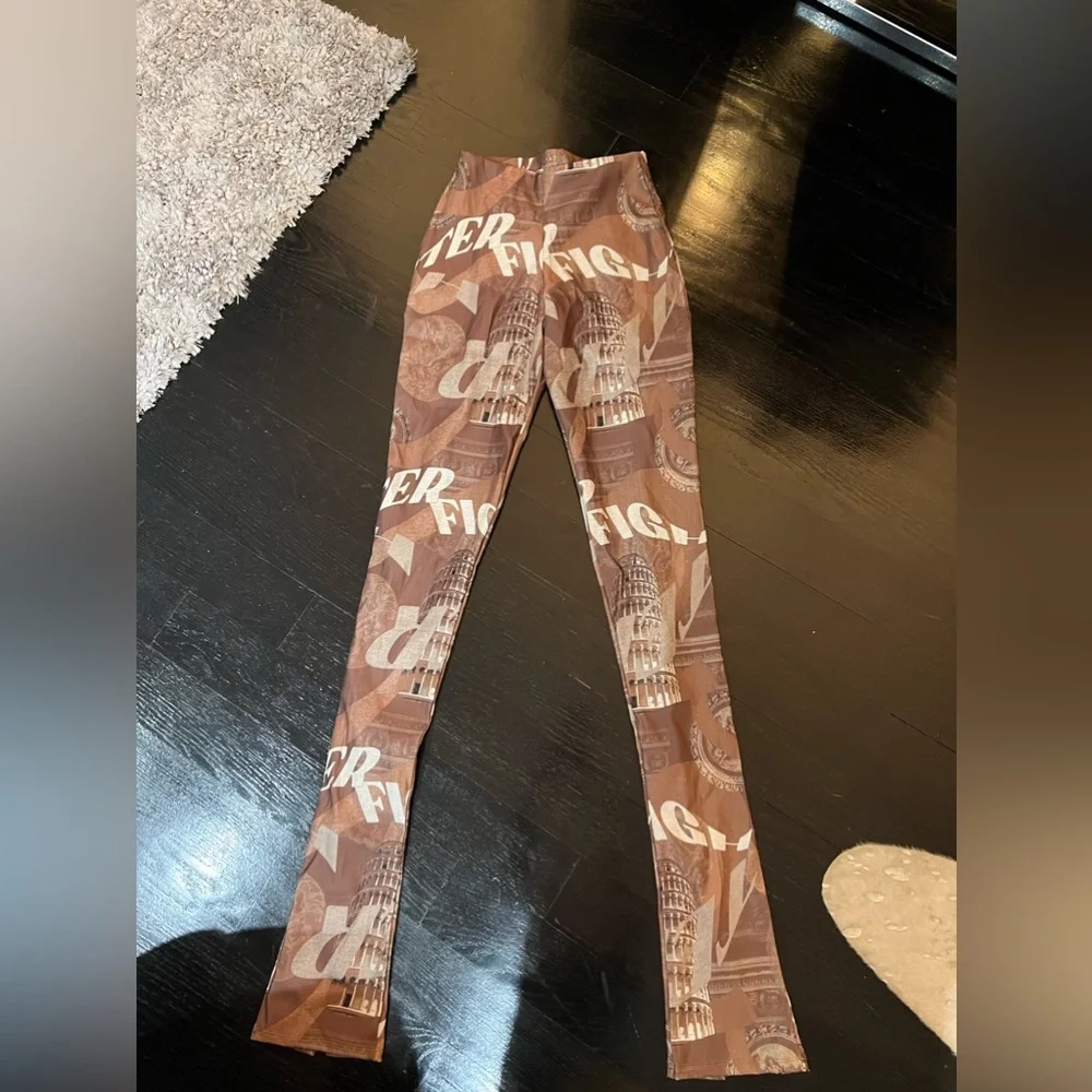 matching chocolate brown printed set - Picture 5 of 10